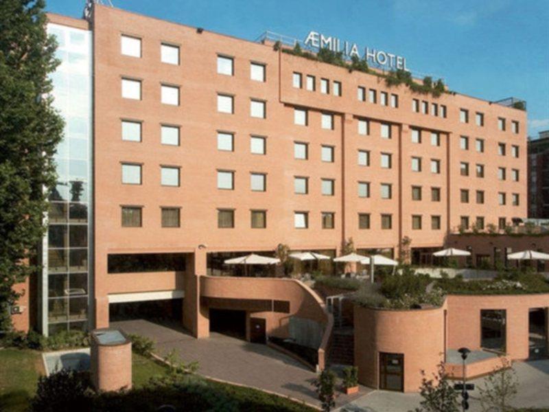 Aemilia Hotel Bologna Esterno foto