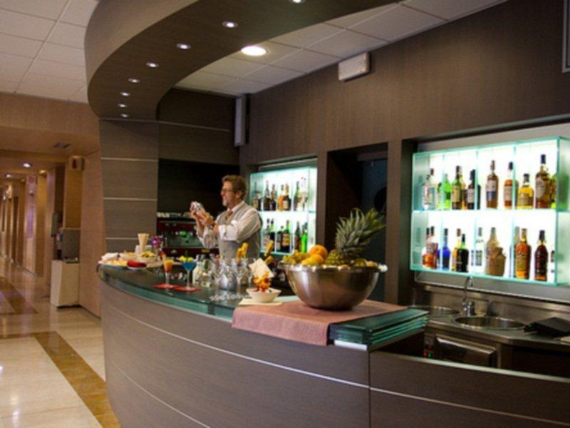 Aemilia Hotel Bologna Esterno foto