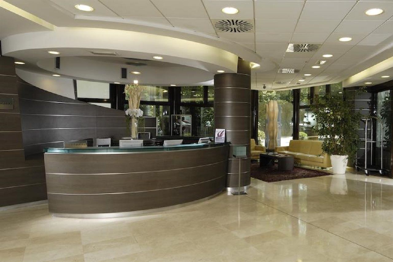 Aemilia Hotel Bologna Esterno foto
